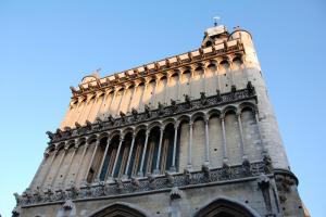 Notre-Dame- Antiquaires